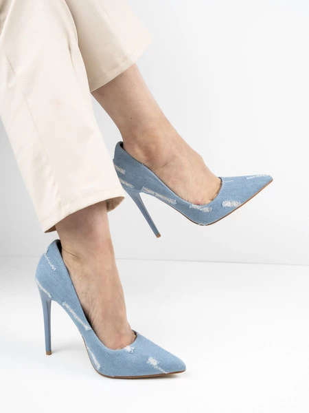 Modne sandały damskie w kolorze .