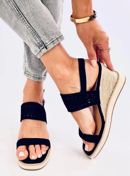Sandałki espadryle na koturnie DEBEVE BLACK