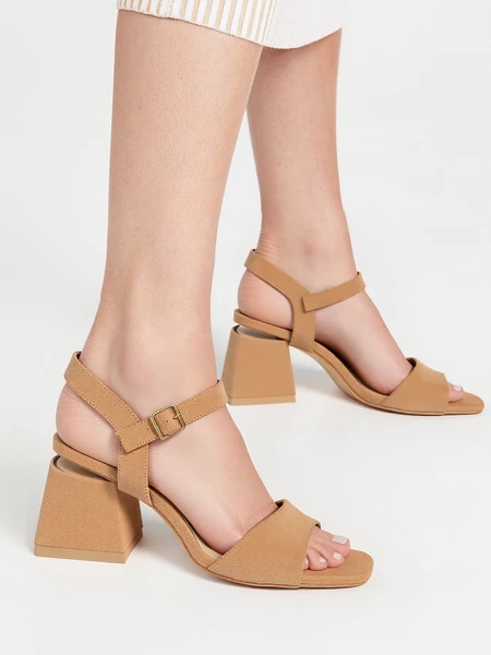 Damskie Sandały ELEGANCE CAMEL – Klasyka w Naturalnym Wydaniu