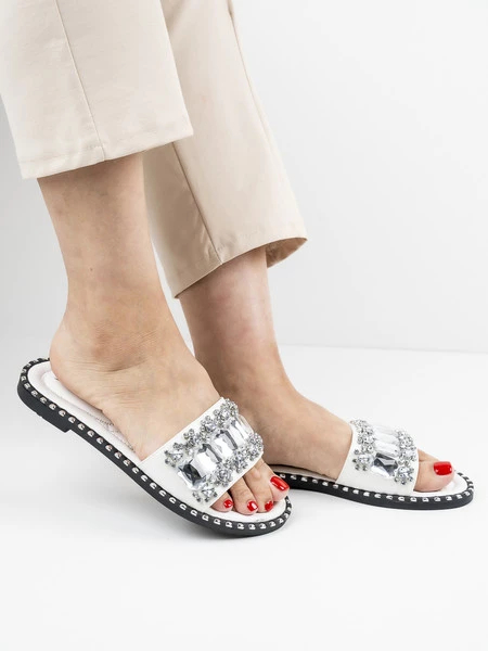 Modne klapki damskie Sparky w kolorze White