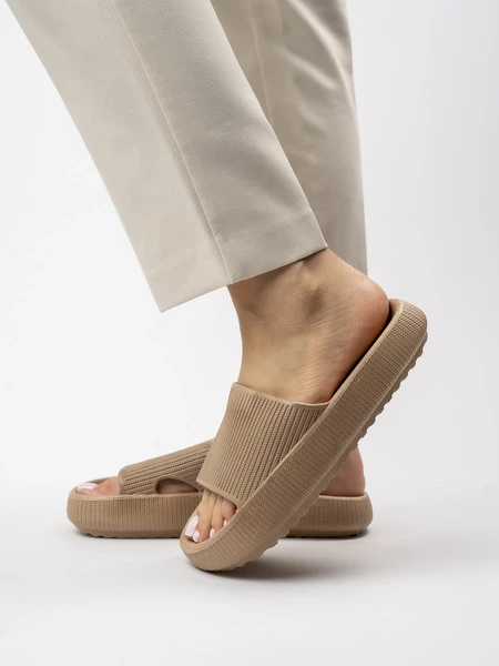 Damskie Klapki SOFIA BROWN