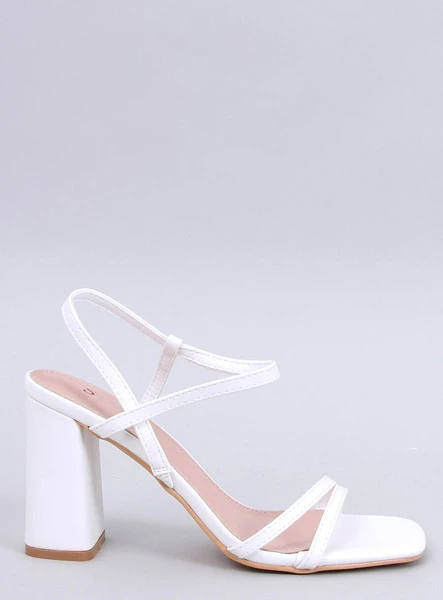 Sandałki na stabilnym obcasie BORELLI WHITE