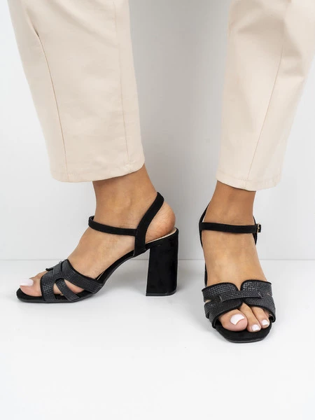 Sandały eleganckie na szerokim obcasie w kolorze Black