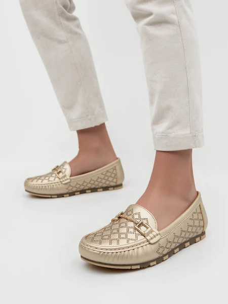 Damskie Mokasyny LIA GOLD – Ażurowy Wzór i Luksusowy Akcent
