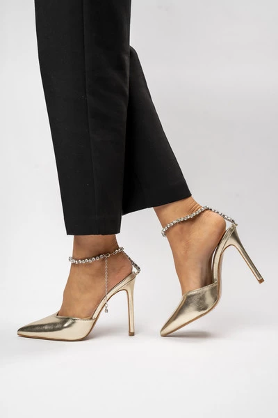 Damskie Szpilki KAYLA GOLD – Błyszczący Urok i Biżuteryjny Akcent