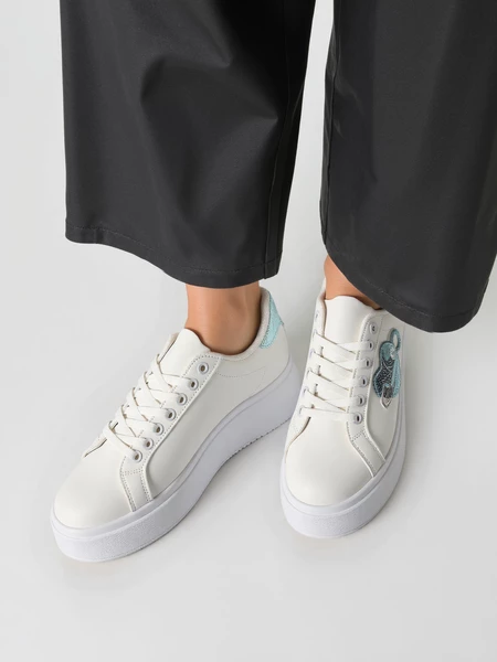 Damskie Sneakersy MIA BLUE – Chłodna Elegancja i Miejski Styl