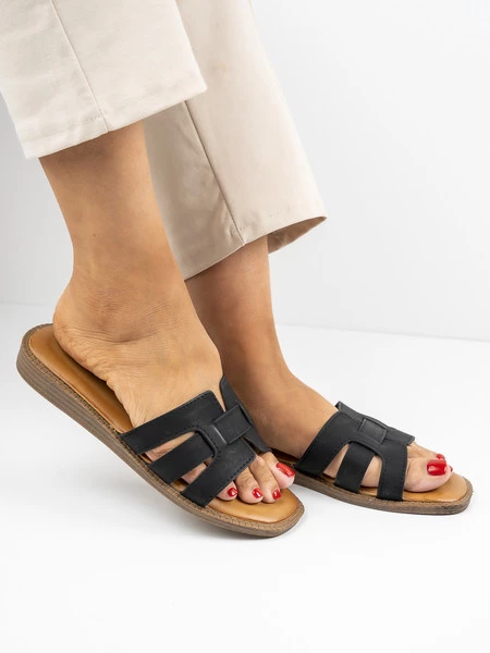 Modne klapki damskie Limoncello w kolorze Black