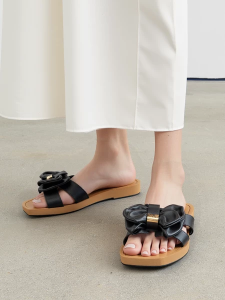 Klapki LUXY BOW BLACK