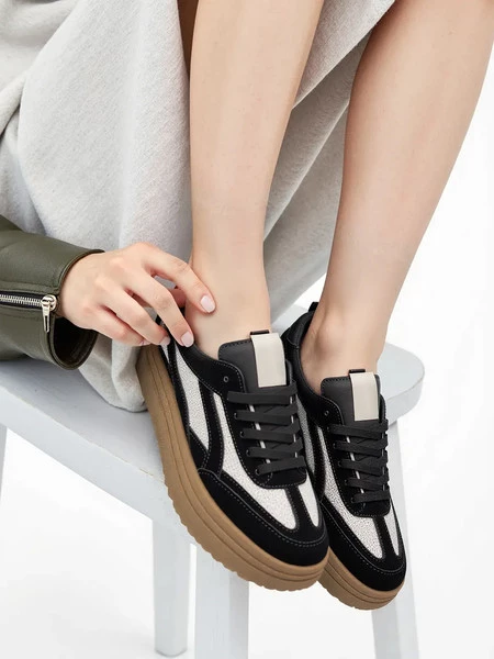 Damskie Sneakersy MILA BLACK