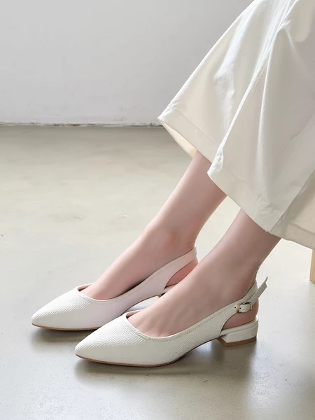 Damskie białe sandały ze spiczastym noskiem LARA WHITE