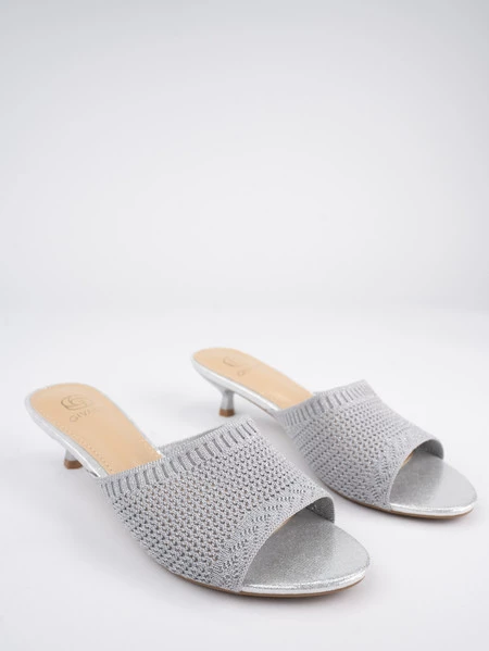 Eleganckie Klapki Miejskie Srebrne