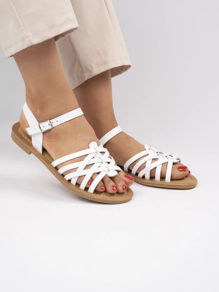 Sneakersy damskie eleganckie w kolorze White