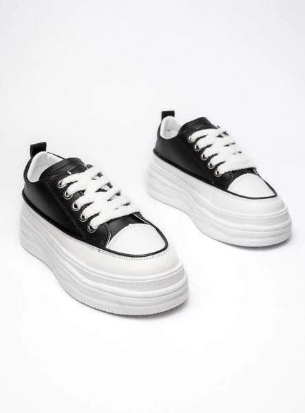 Damskie Sneakersy PLATFORMIA – Black & White