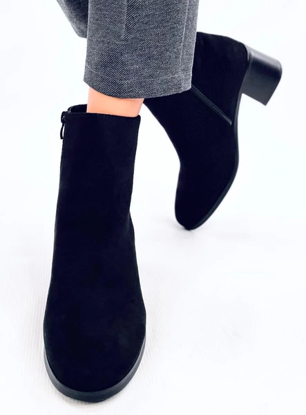 Botki na obcasie klasyczne ANNIE BLACK