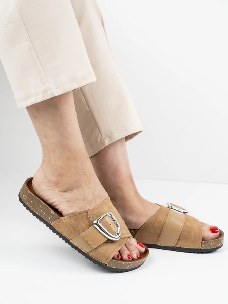 Modne klapki damskie Pepper w kolorze Khaki