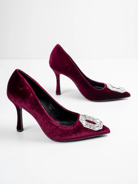 Modne czółenka damskie w kolorze Wine