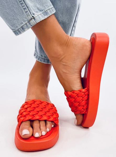 Klapki na wysokiej podeszwie z plecionymi paskami ELIDA ORANGE