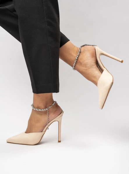 Damskie Szpilki KAYLA BEIGE– Błyszczący Urok i Biżuteryjny Akcent