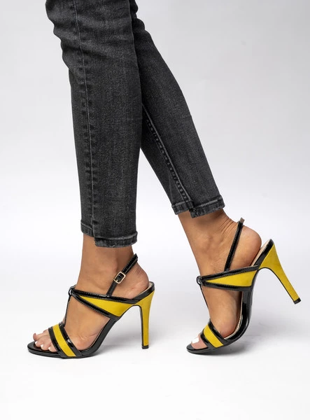 Damskie Sandały STELLARA – Yellow