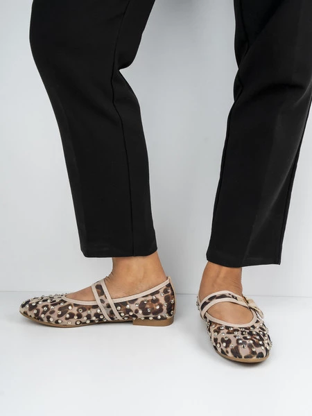 Baleriny damskie zdobione z klamrą w kolorze Leopard
