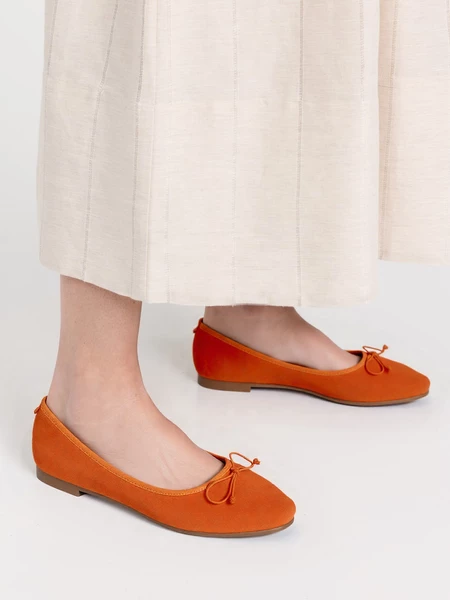 Damskie Baleriny BELLA ORANGE – Uroczy Minimalizm w Energetycznym Odcieniu