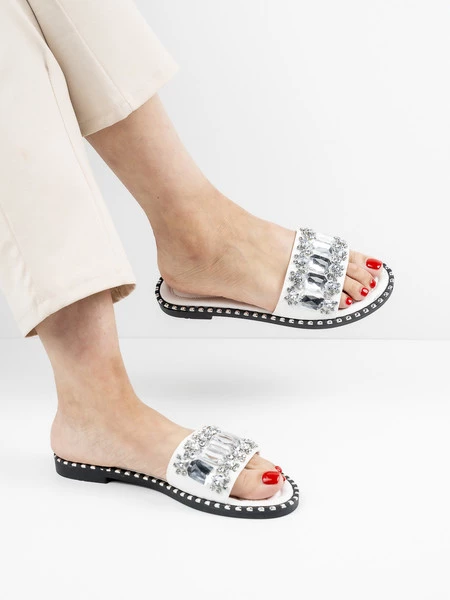 Modne klapki damskie Sparky w kolorze White