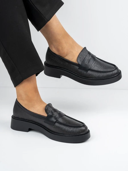 Mokasyny eleganckie damskie ze skóry w kolorze Black