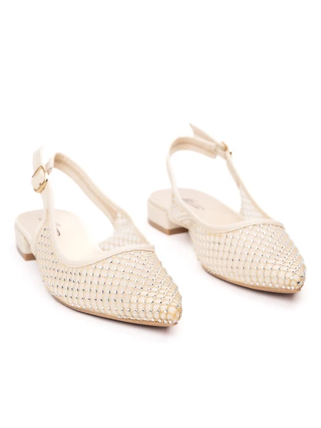 Modne czółenka w kolorze Beige