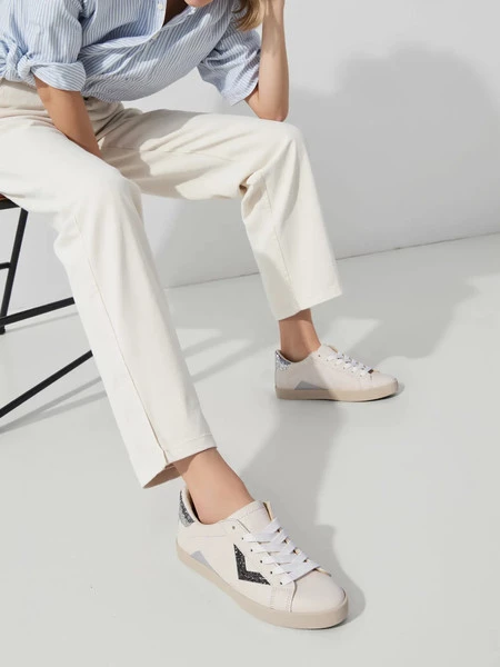 Damskie Sneakersy – Białe, Brokatowe Wstawki Sienna BLACK