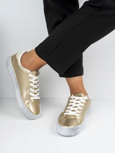 Sneakers damskie z ozdobną gwiazdą w kolorze Gold