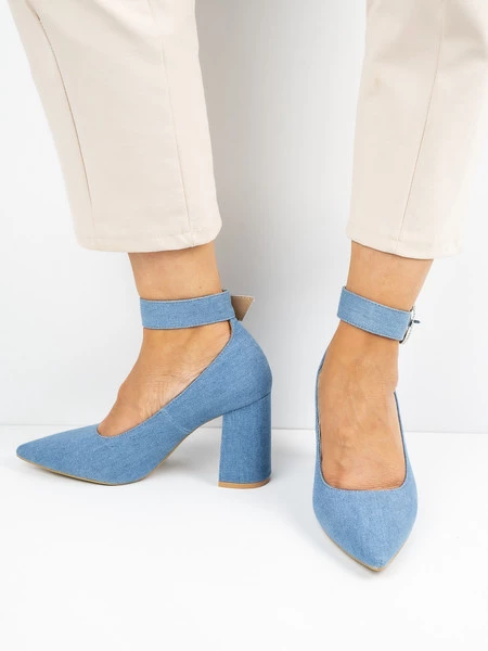 Modne czółenka damskie w kolorze LT BLU