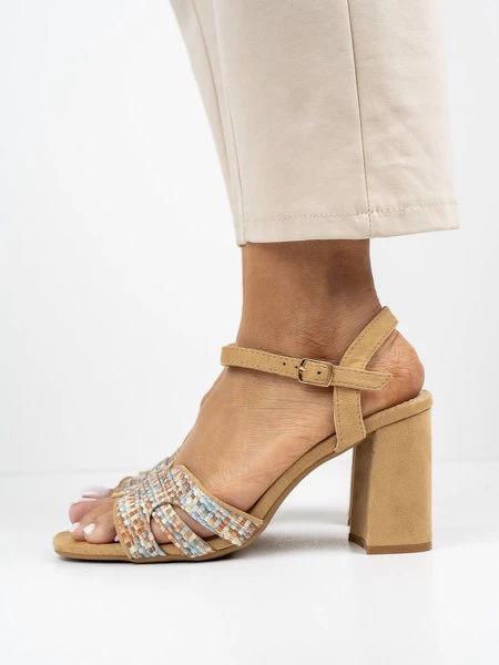 Sandały eleganckie damskie na szerokim obcasie w kolorze Camel