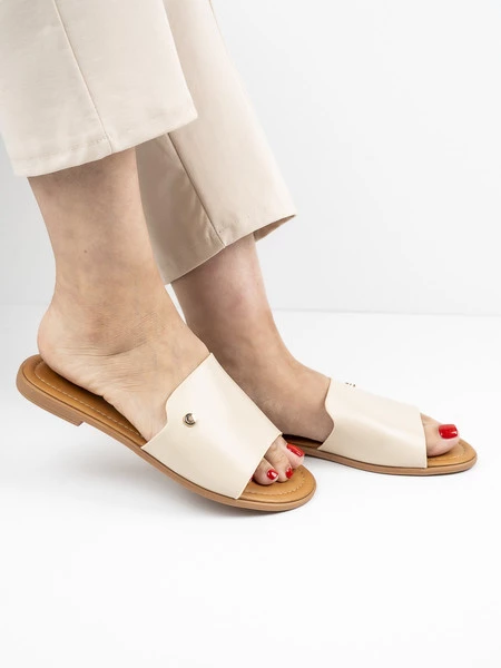 Klapki Marsylia w kolorze Beige