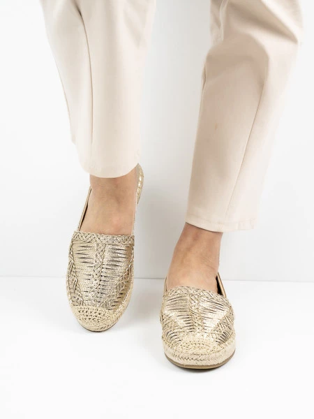 Modne espadryle damskie w kolorze Gold