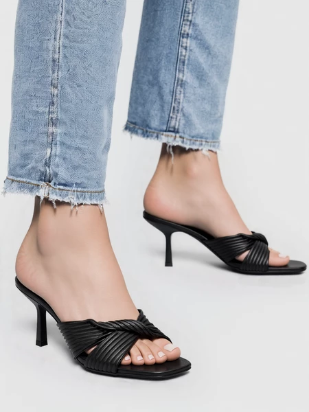 Damskie Klapki Bella BLACK