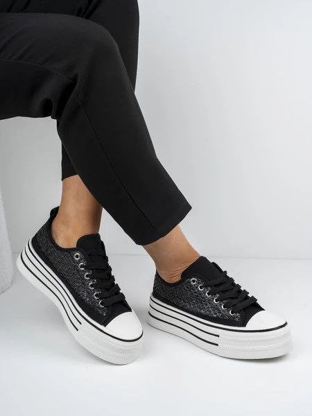 Sneakersy damskie z siateczką na platformie w kolorze Black