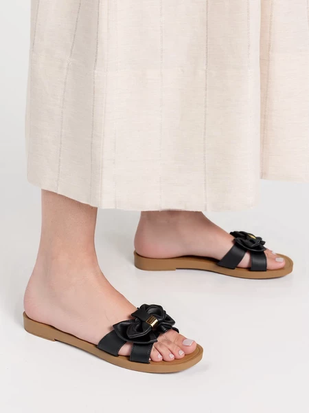 Klapki LUXY BOW BLACK