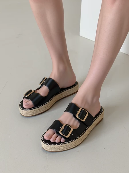 Klapki Wyspiański Czarne