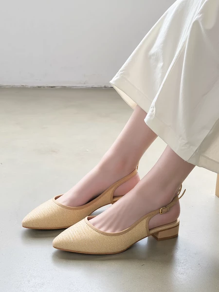 Damskie beżowe sandały ze spiczastym noskiem LARA KHAKI