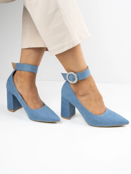 Modne czółenka damskie w kolorze LT BLU