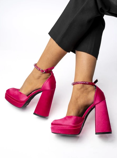 Damskie Szpilki LARISSA FUCHSIA – Wyrazisty Kolor i Biżuteryjny Akcent