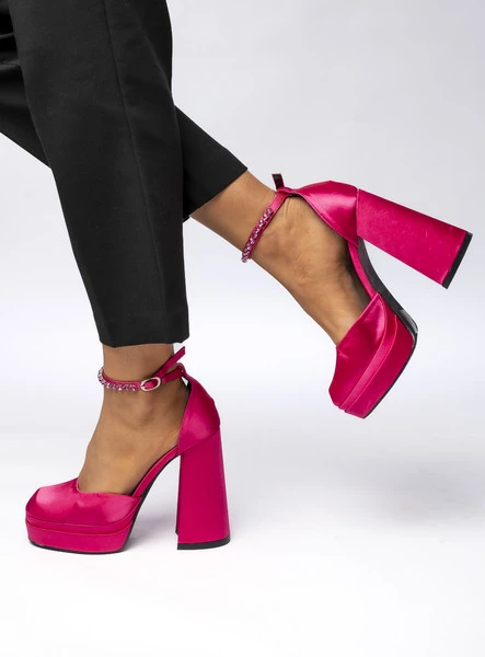 Damskie Szpilki LARISSA FUCHSIA – Wyrazisty Kolor i Biżuteryjny Akcent