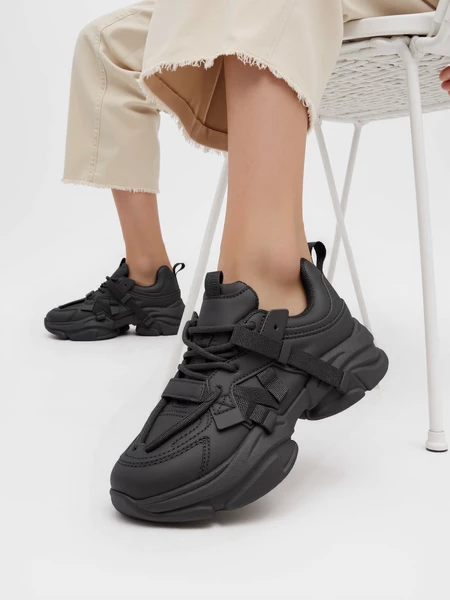 Damskie Sneakersy TITAN – Black