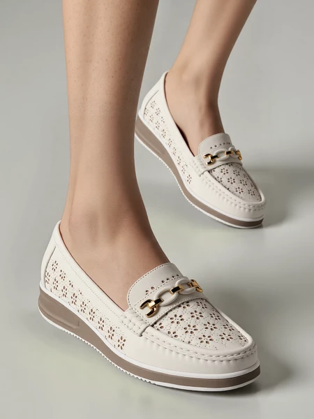 Damskie Mokasyny LENA WHITE – Ażurowa Elegancja i Komfort na Co Dzień