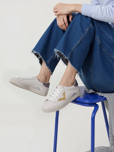 Damskie Sneakersy – Białe, Brokatowe Wstawki Sienna GOLD