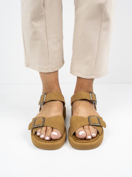 Buty damskie eleganckie w kolorze Camel