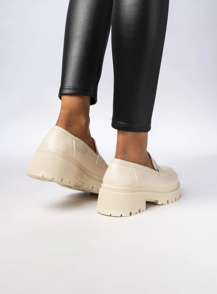 Damskie Mokasyny – Kremowe MILANO BEIGE
