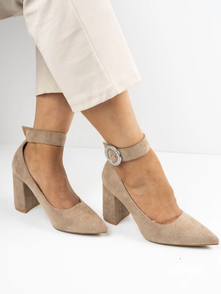 Modne czółenka w kolorze Khaki