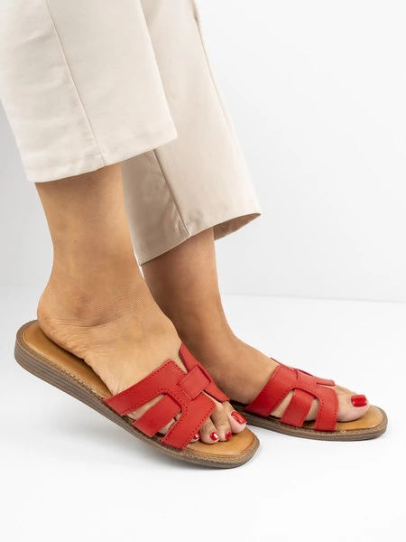 Modne klapki damskie Limoncello w kolorze Red