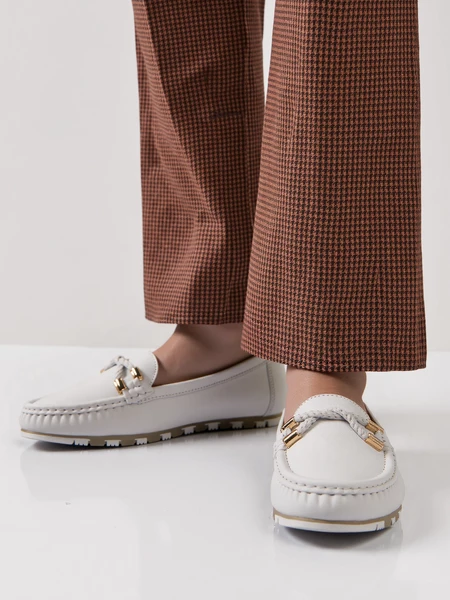 Damskie Mokasyny AMELIA WHITE – Subtelna Elegancja i Codzienny Komfort